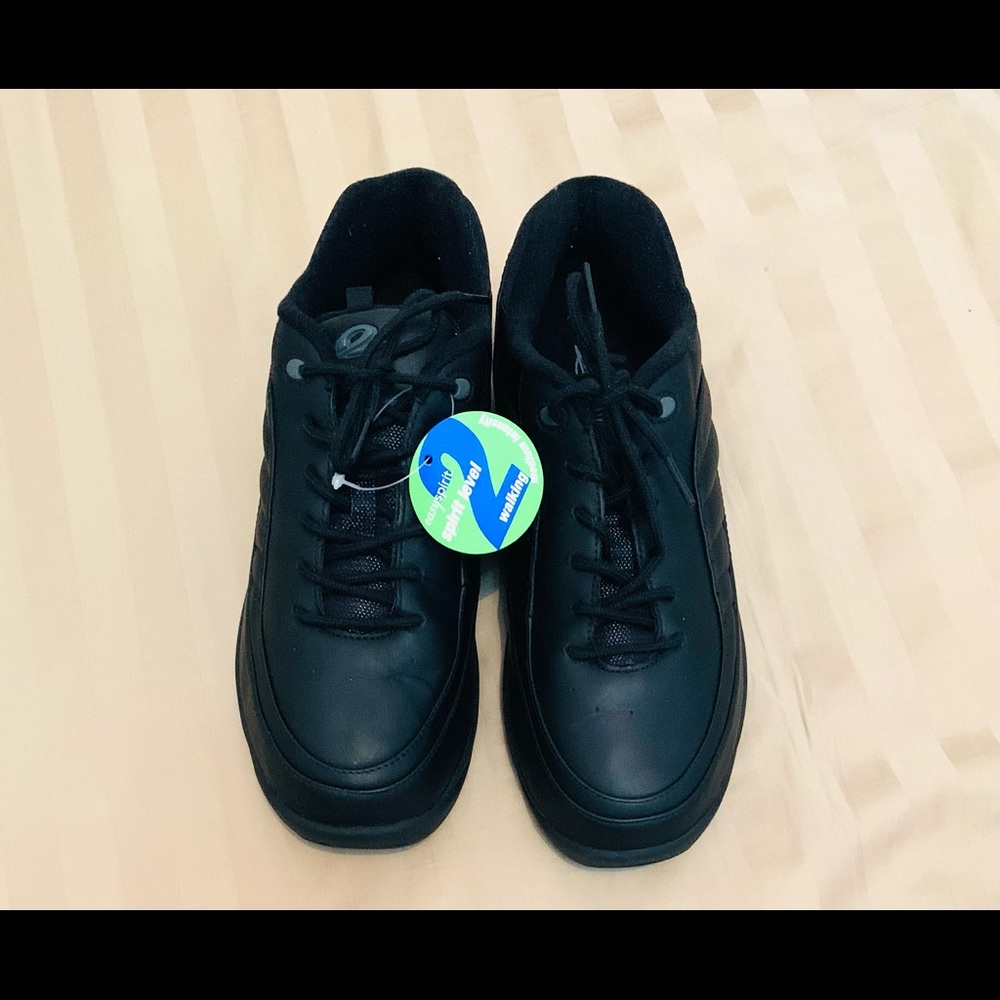 Easy Spirit sneakers